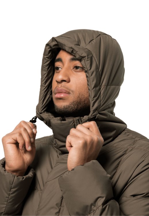 Chestnut Fashion Brand Jack Wolfskin Frozen Lake Jacket M